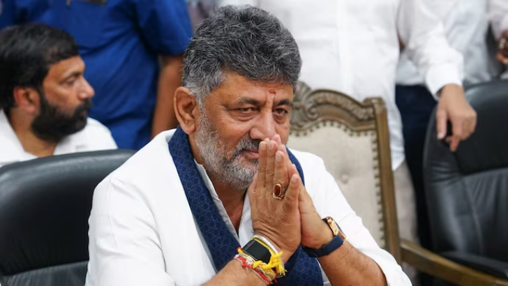 https://www.salarnews.in/public/uploads/images/newsimages/maannewsimage30052026_161823_DK Shivakumar.png